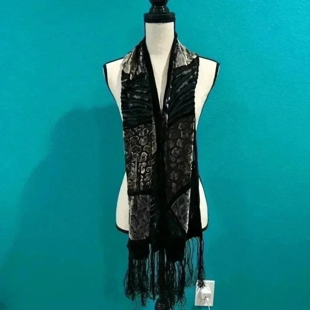 Black patterned velvet feeling scarf